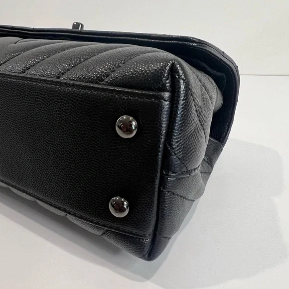 Chanel Black Chevron Coco Handle w Black Hardware - Picture 7 of 17